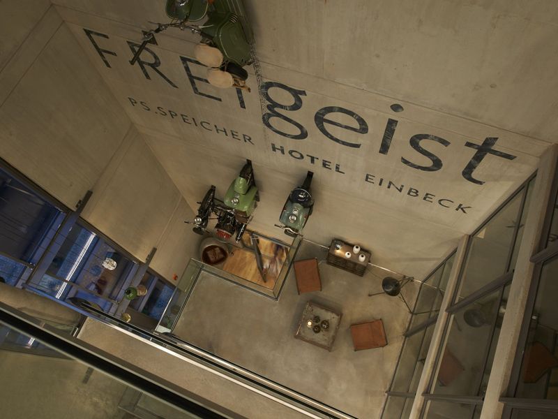 Hotel Photo 9