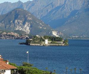 Vista Lago Stresa Italy