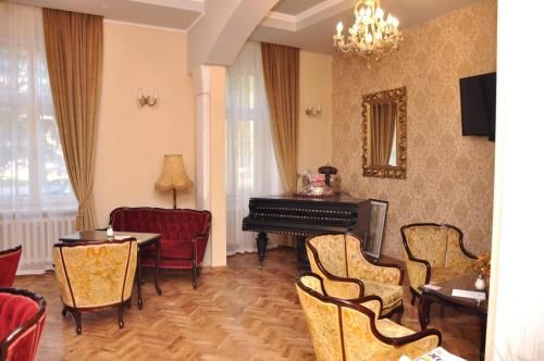 Hotel Photo 1