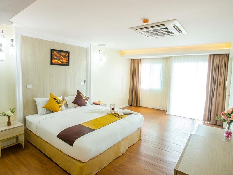 Hotel Photo 1