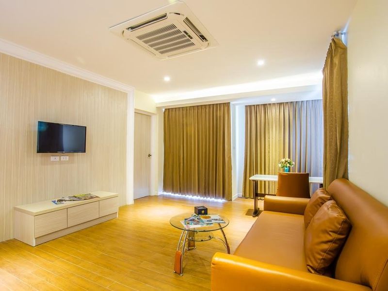 Hotel Photo 5