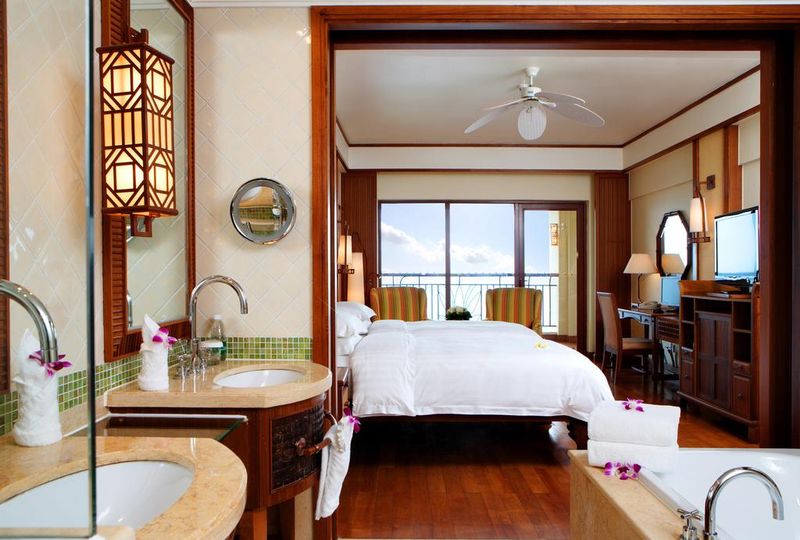 image of hotel Horizon Resort & Spa Yalong Bay