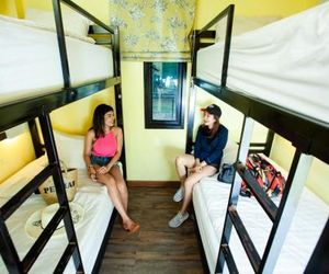Doolay Beachfront Hostel Karon Thailand