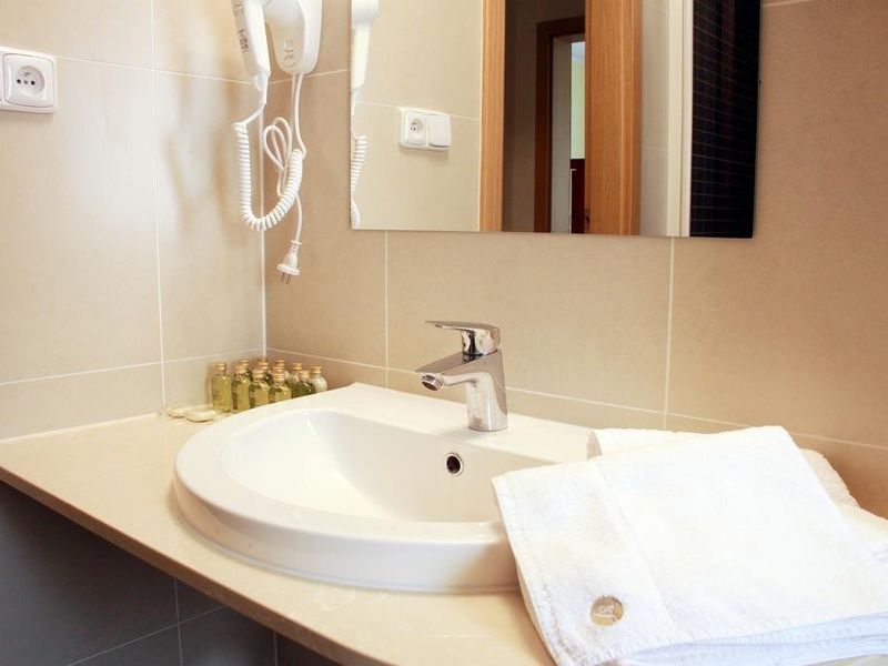 Hotel Photo 9