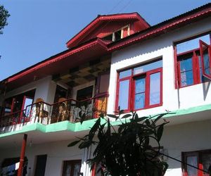 Howrah Guest House Srinagar India