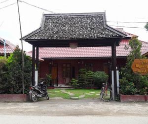 Palace Nyaung Shwe Guest House Nyaung Shwe Myanmar