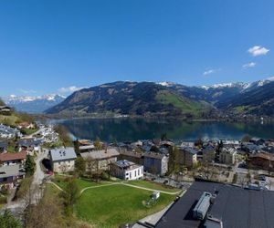 Appartement THE GOOD VIEW by All in One Apartments Zell am See Austria