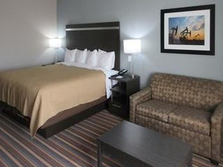 Hotel pic MainStay Suites