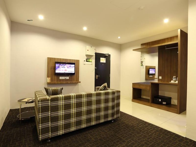 Hotel Photo 12