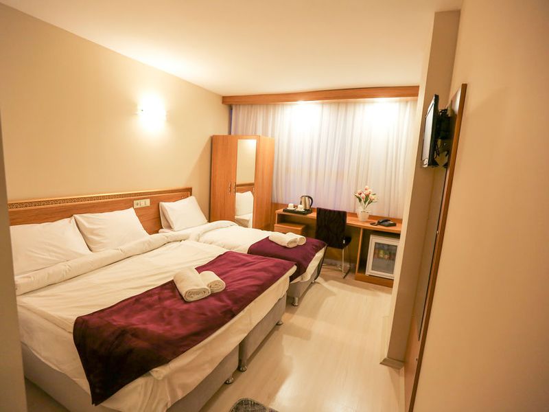 Hotel Photo 5