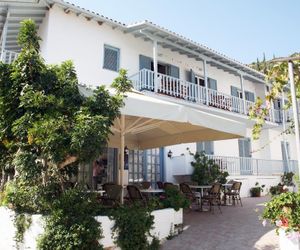 Elena Rooms Agios Nikitas Greece