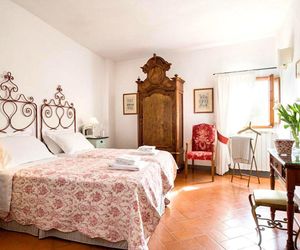 Peaceful Cottage in San Donato in Collina with Swimming Pool San Donato Italy