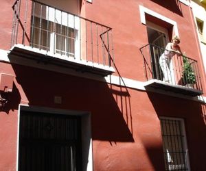 Cosy apartment situated in an old renovated premises Granada Spain