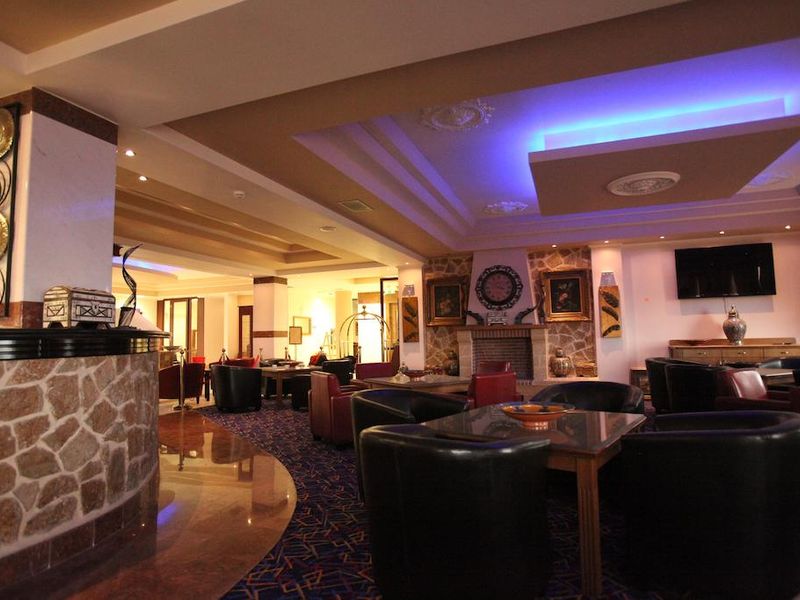 Hotel Photo 8
