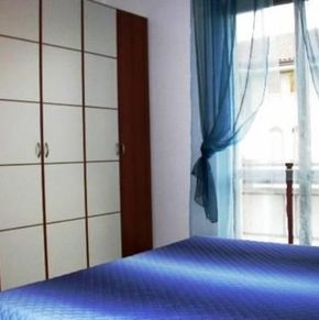 NearBy Hotel