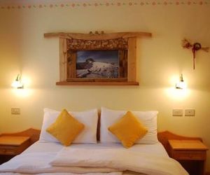 Chalet Orchidea Canazei Italy