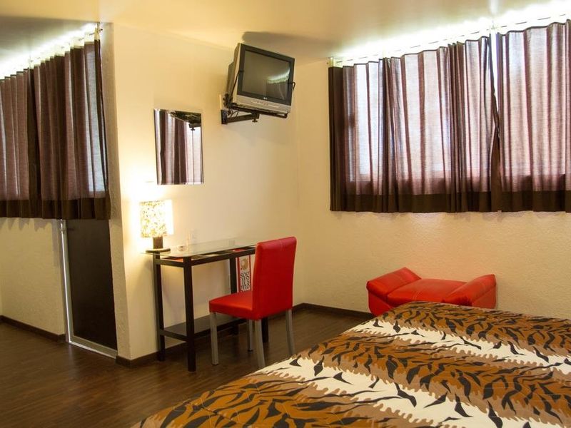 Hotel Photo 3