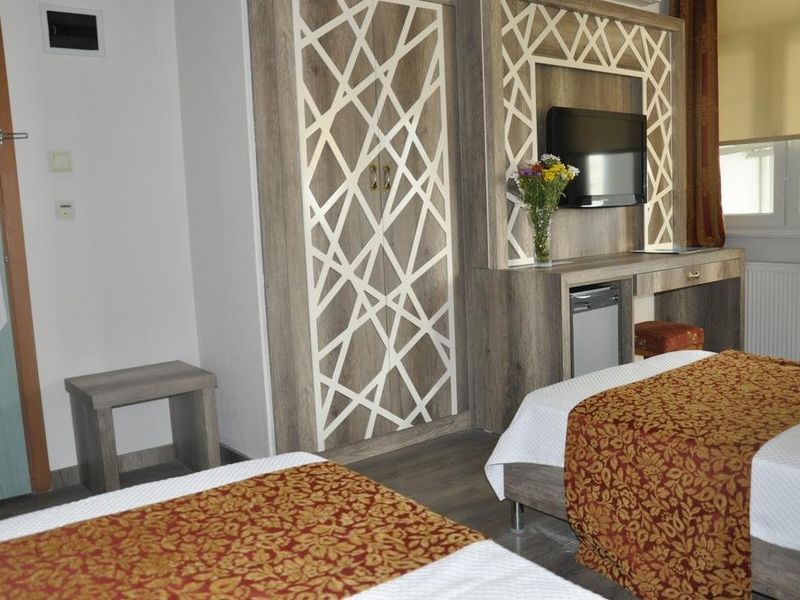 Hotel Photo 1