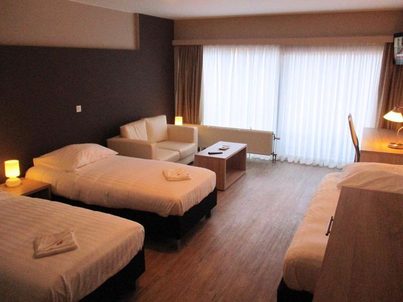 Hotel Photo 5