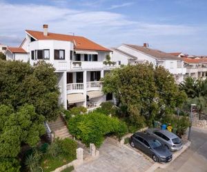 Apartments with a parking space Mandre (Pag) - 522 Mandre Croatia