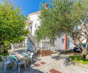 Apartment Ivica Banjol Croatia