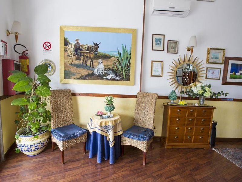 Hotel Photo 7