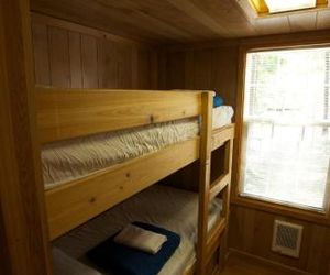 Arrowhead Camping Resort Deluxe Cabin 8 Douglas Center United States