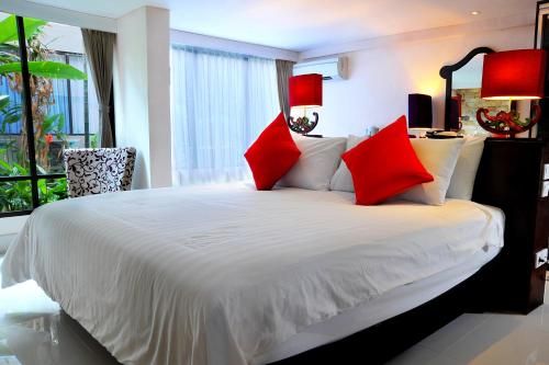  Segara Village Hotel di dekat Pantai Sanur Bali Harga 