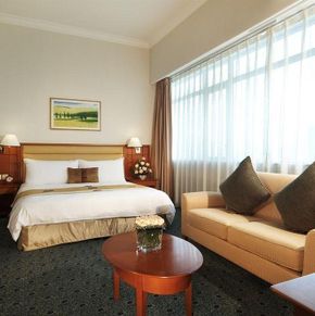 NearBy Hotel