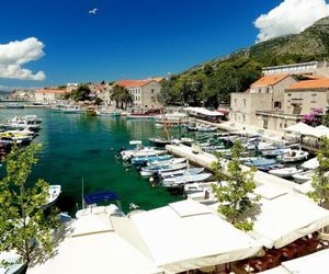 Villa Rajski Dvor 1 Bol Croatia