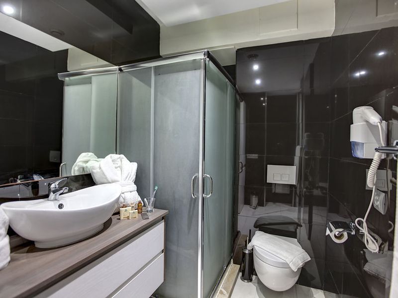 Hotel Photo 8