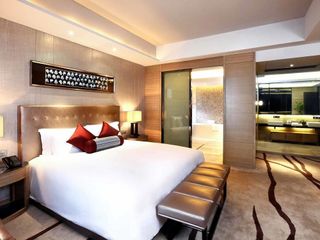 Фото отеля Grand Mercure Jinan Sunshine