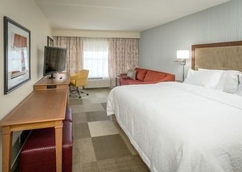 Hampton Inn By Hilton North Olmsted Cleveland Airport