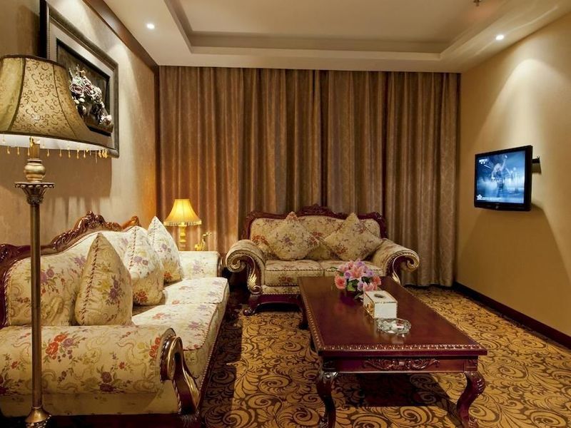 Hotel Photo 10