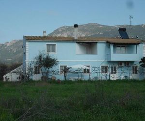 Toms House Dassia Greece