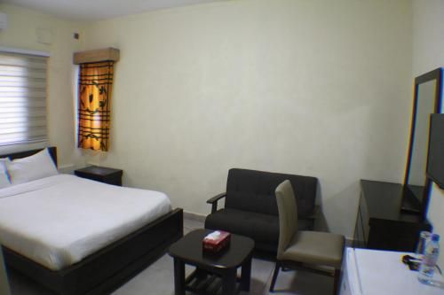Hotel Photo 12