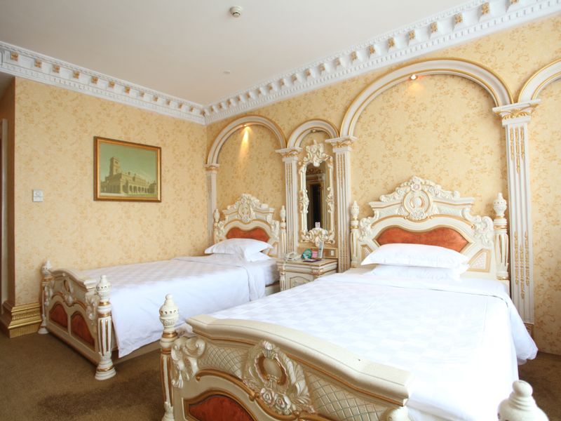Hotel Photo 1