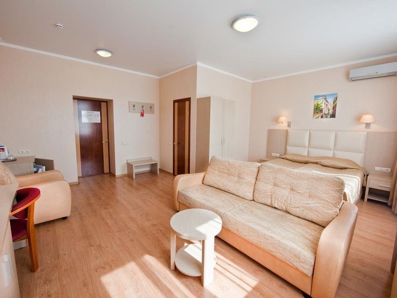Hotel Photo 10