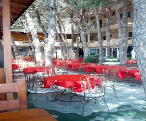 Hotel Fantazia Velipoje Qerret Albania