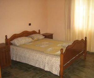 Hotel Mesdheu Qerret Albania
