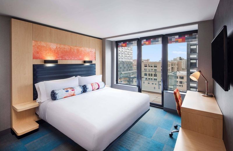 Aloft Long Island City-Manhattan View