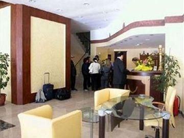 Hotel Photo 9
