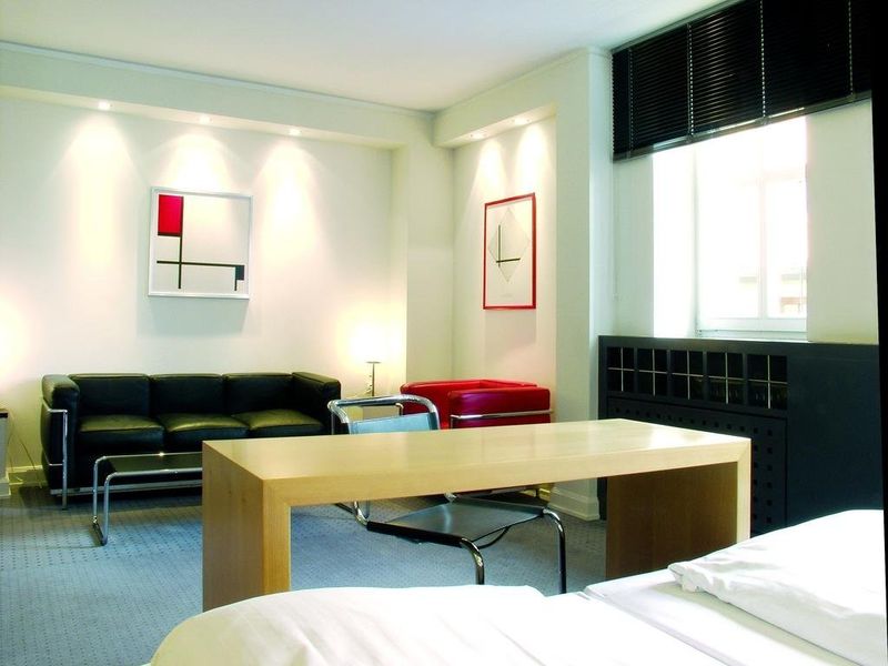Hotel Photo 1