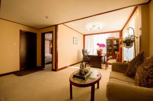 Hotel Photo 10