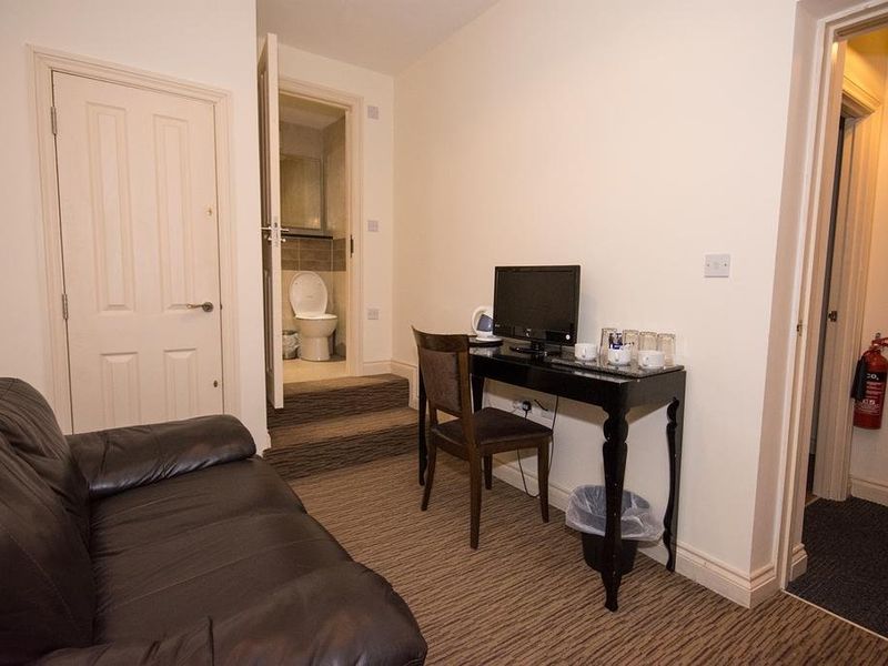 Hotel Photo 8