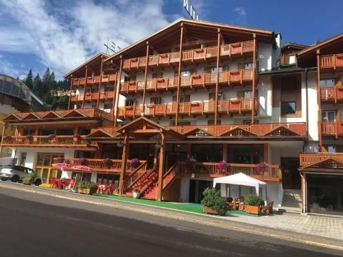 Hotel Photo 12