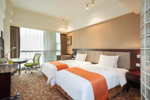 Holiday Inn Express Chengdu Wuhou, an IHG Hotel