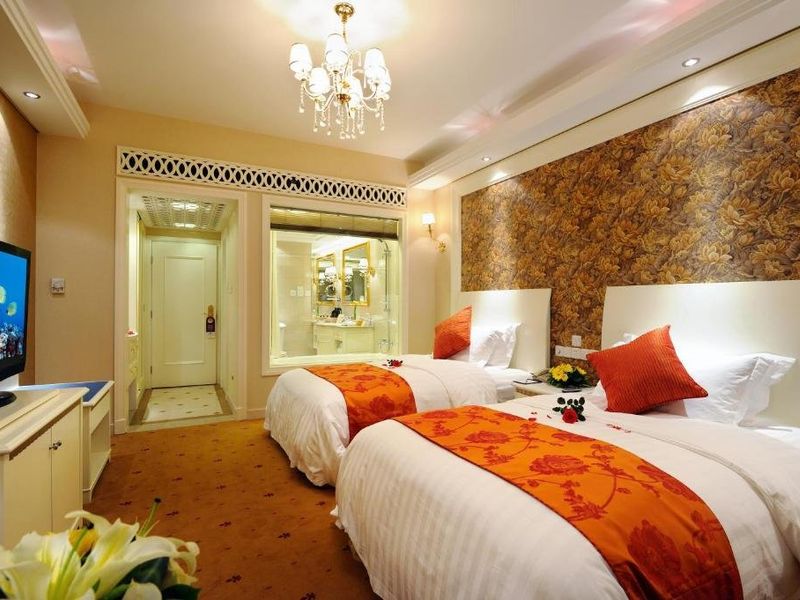 Hotel Photo 1
