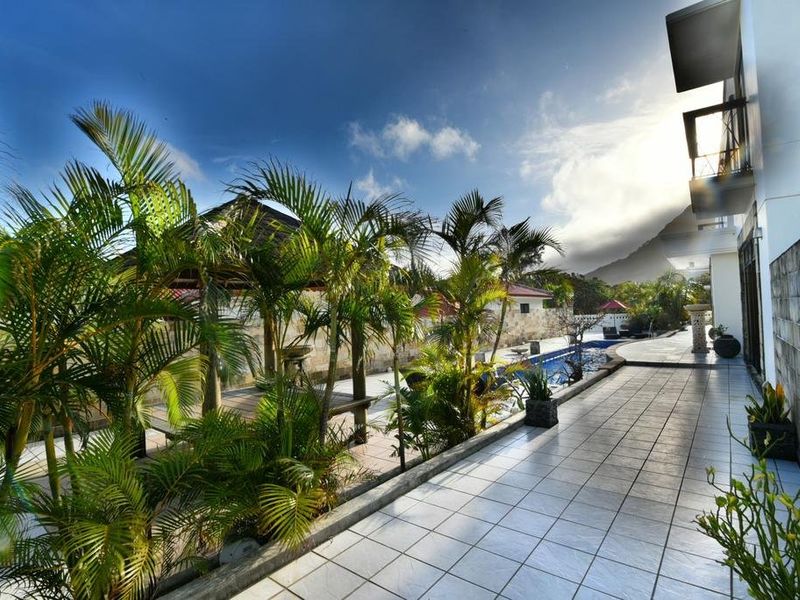 Hotel Photo 1