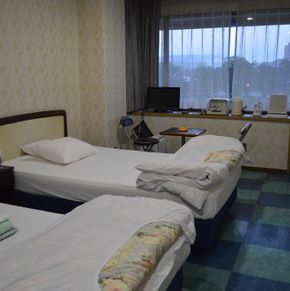 NearBy Hotel